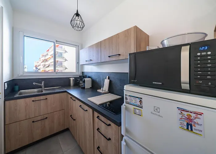 Rénové Avec Grande Terrasse - Climatisation - Aperçu *